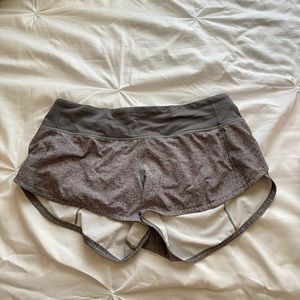 lululemon speed up shorts 2.5”